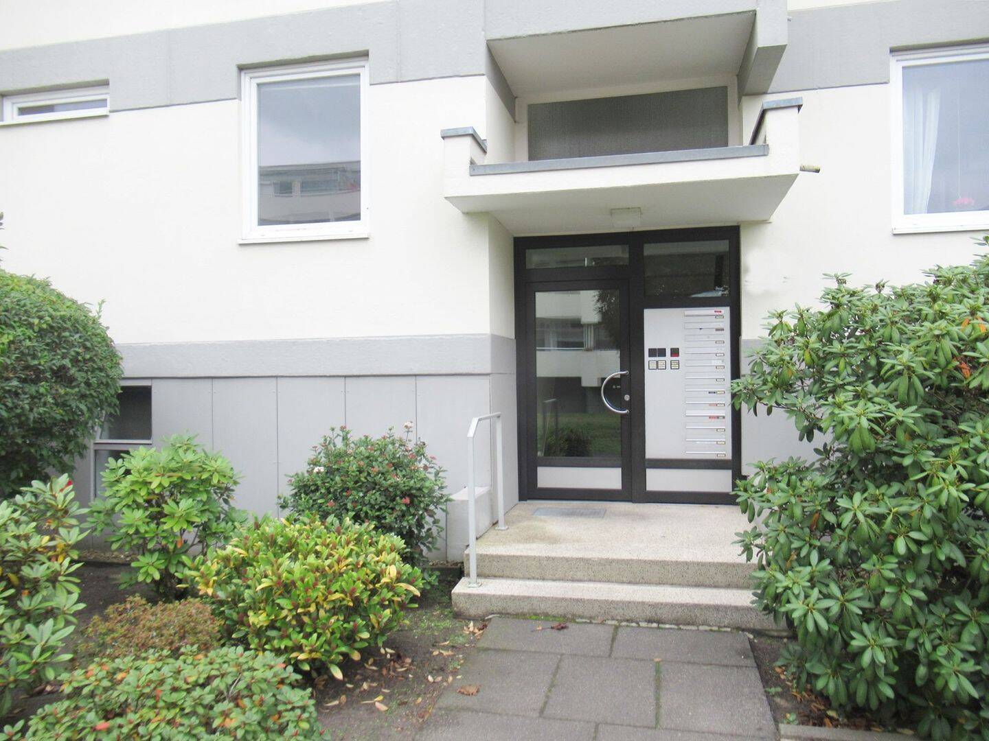 Radio Bremen Viertel –  gepfl. 3 Zi.Whng mit großen Balkon und 1 Garage, 28211 Bremen (Gete Radio Bremen Schwachhausen)