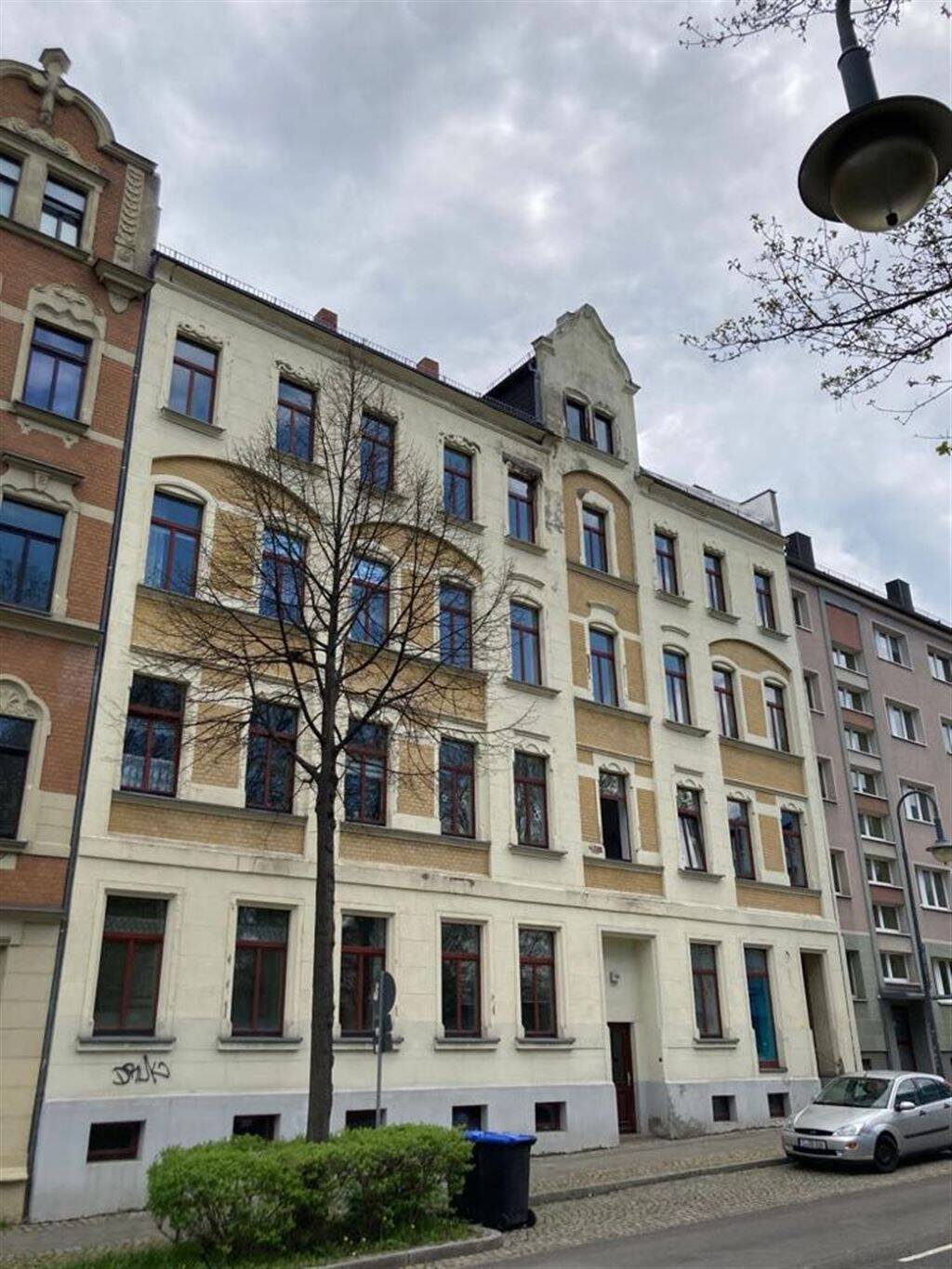* Kompakte DG 2-Zimmer mit Laminat und Dusche in Zentrumsnähe! *, 9130 Chemnitz (Hilbersdorf Sonnenberg Yorckgebiet Zentrum)