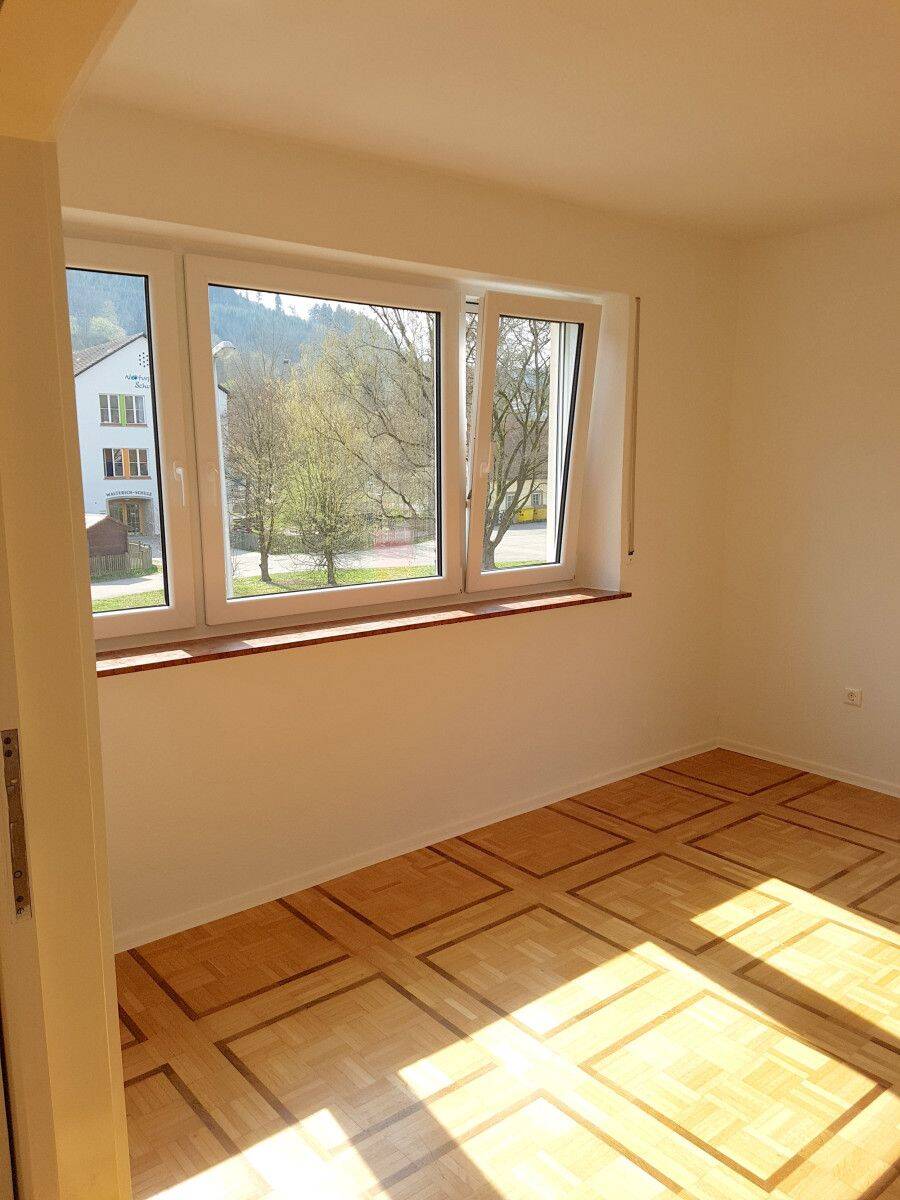 Sonniges Zuhause – 3-Zimmer-Wohnung mit Balkon und Einbauküche, sofort bezugsfrei, 71540 Murrhardt
