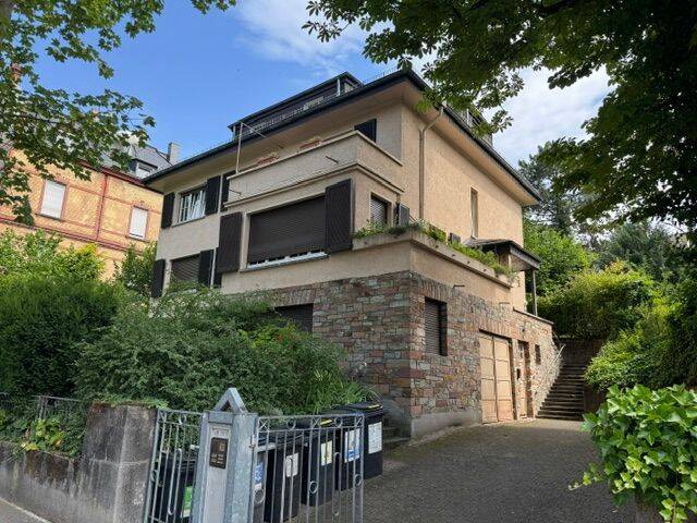 3 – 4 Zimmer Wohnung mit Balkon Nähe Düreranlage, 65195 Wiesbaden (Wiesbaden)