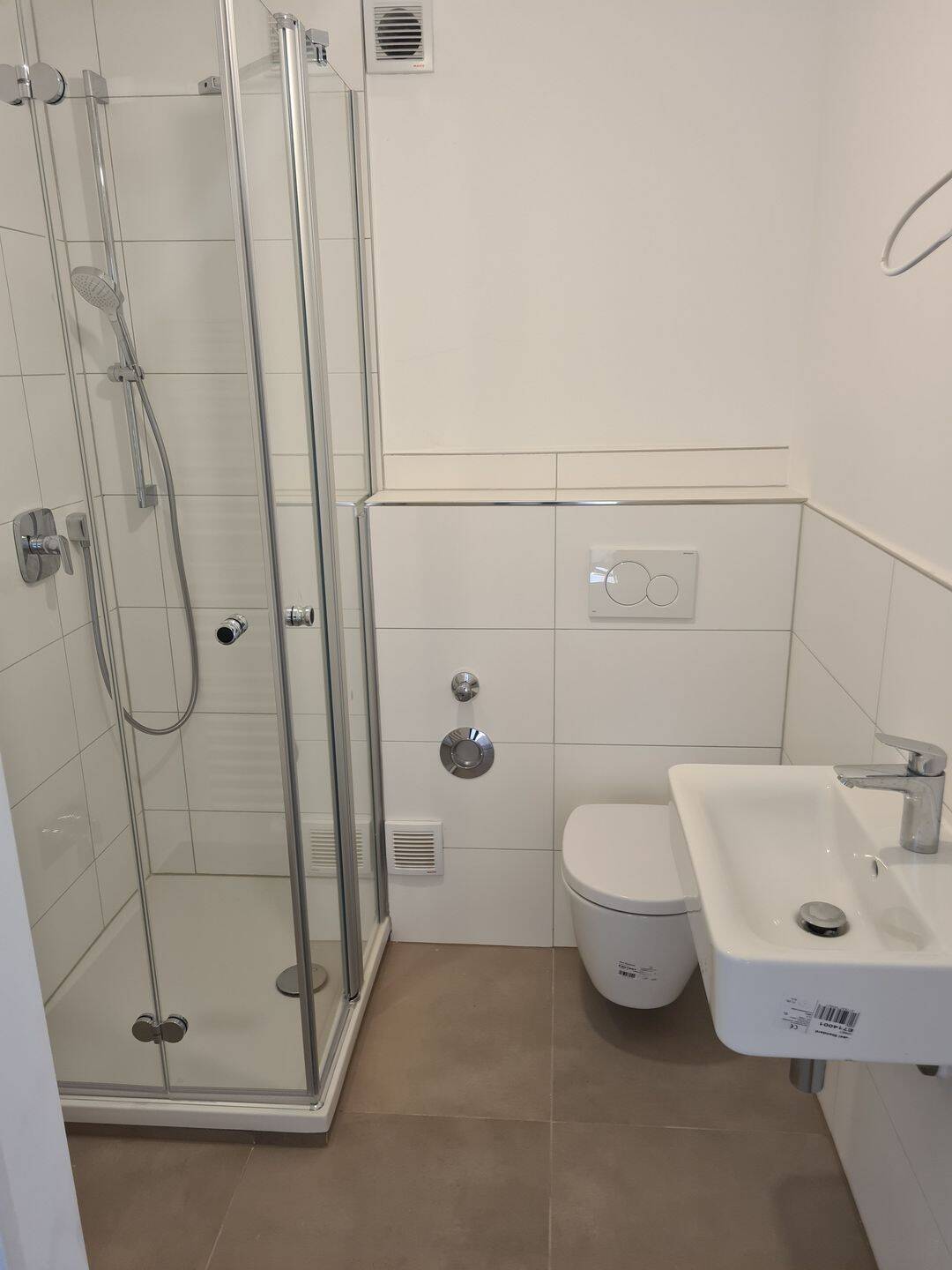 In 2022 kernsanierte 3-Zimmer Wohnung in Nähe zur Altstadt mit Garagenstellplatz zu verkaufen, 90409 Nürnberg (Großreuth h. d. Veste Gärten h. d. Veste Maxfeld Schoppershof)