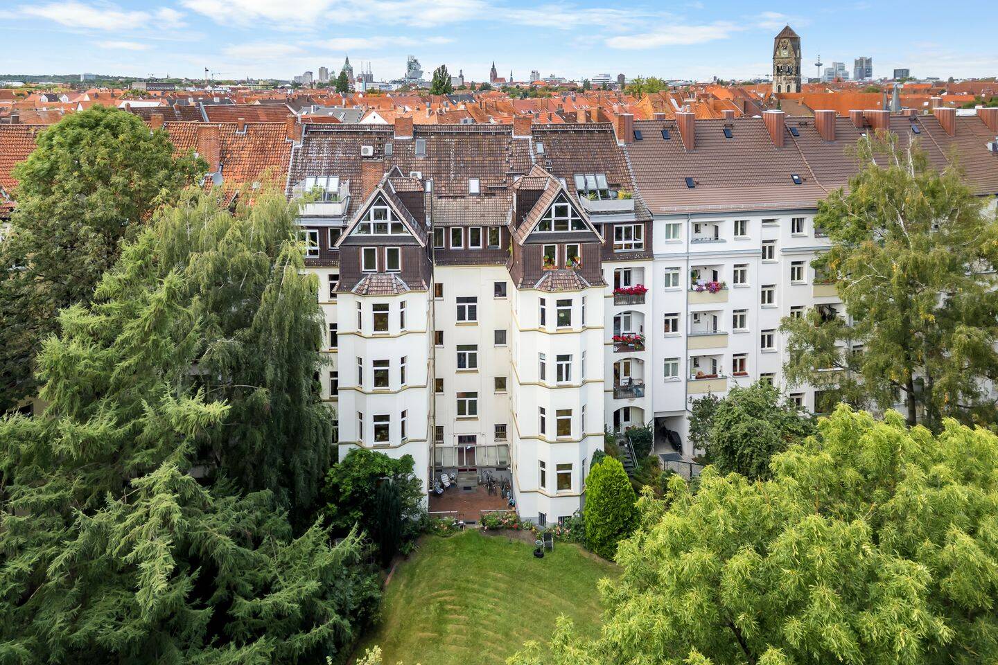 Charaktervolle 6-Zimmer-Altbauwohnung mit Potenzial – 158 m² Wohnfläche in der Südstadt, 30171 Hannover