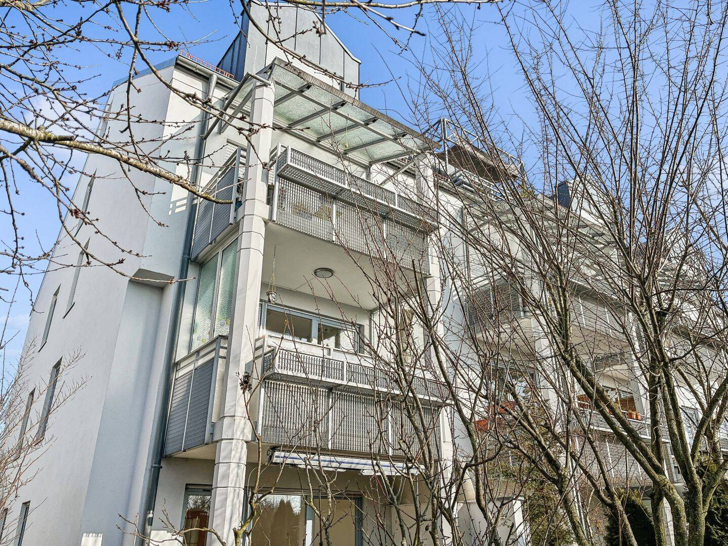 Bezugsfreie 3-Zimmer-Etagenwohnung mit Balkon in Augsburg-Lechhausen, 86165 Augsburg (Lechhausen)