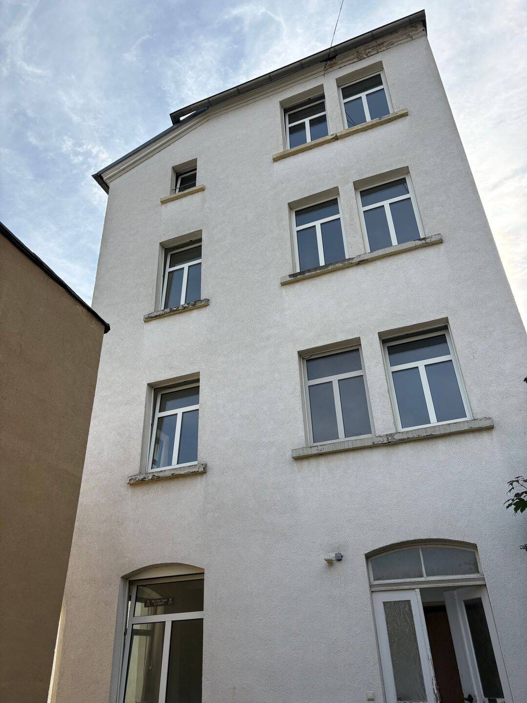 Gemütliche 2-Zimmer-Wohnung mit Einbauküche in zentraler Lage von Weida, 7570 Weida