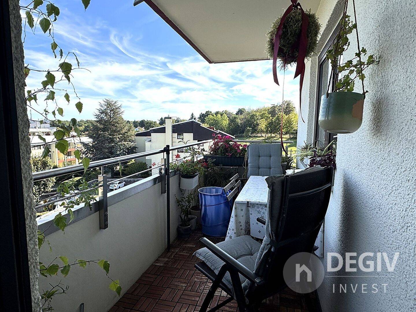 Frei ab Frühjahr 2027: 5-Zimmer-Wohnung mit Balkon, Aufzug & Garage – Besichtigung 17.10., 61381 Friedrichsdorf