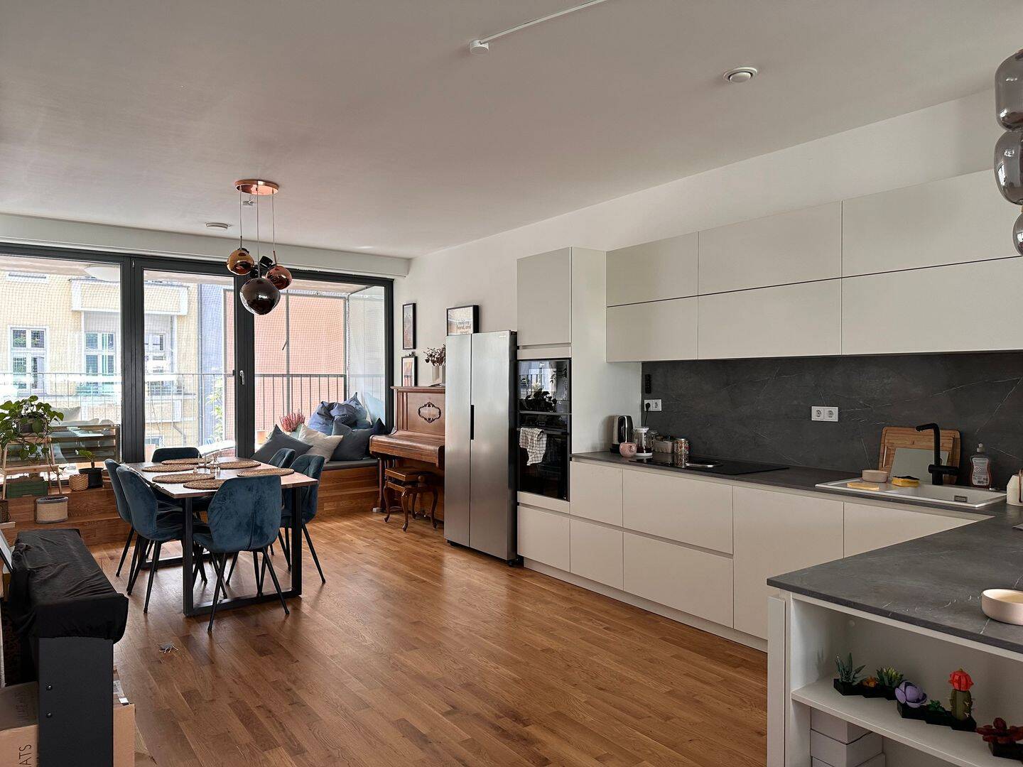 Furnished 3-room apartment with modern interior design and fitted kitchen in Berlin Friedrichshain, 10247 Berlin (Friedrichshain-Kreuzberg Friedrichshain Prenzlauer Berg)