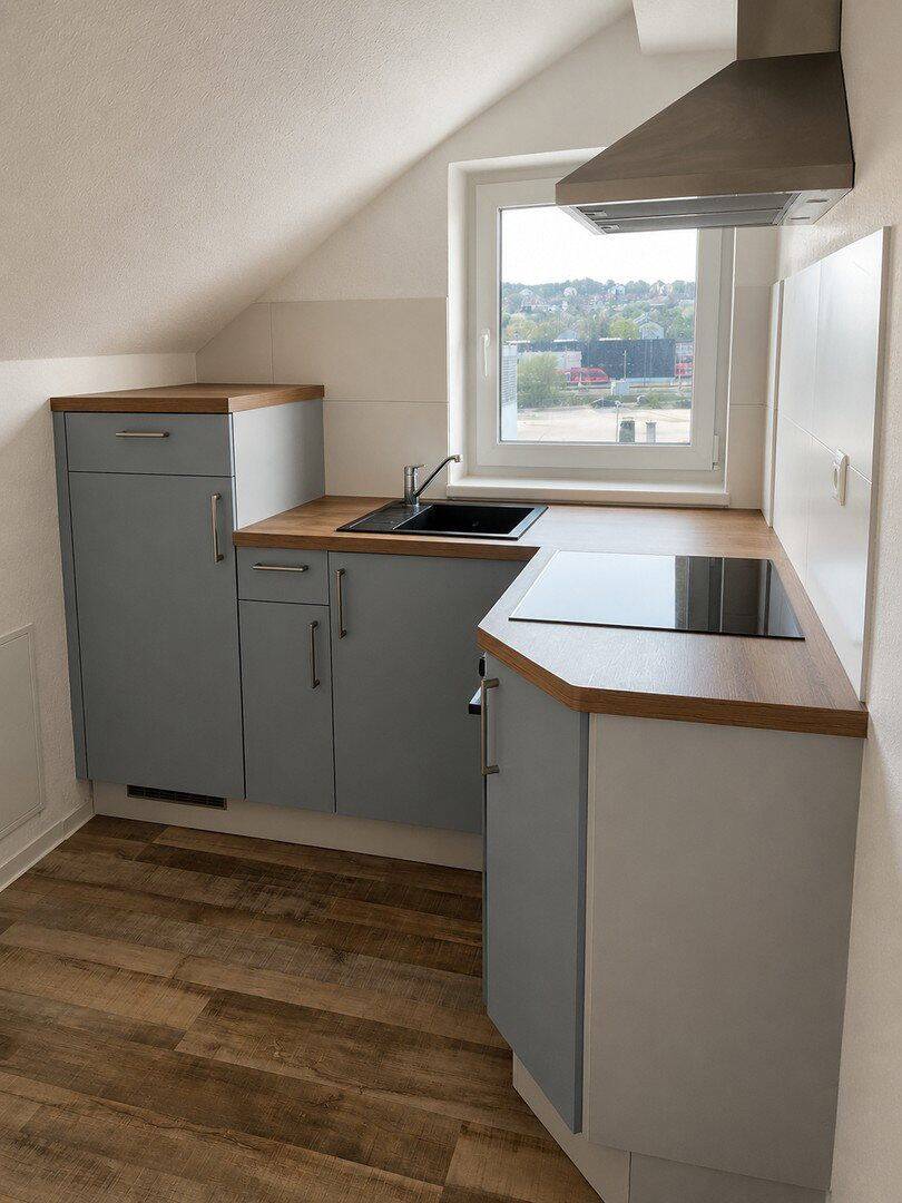 2-Zi.-Wohnung im DG, teilmöbliert, 89077 Ulm (Söflingen Weststadt)