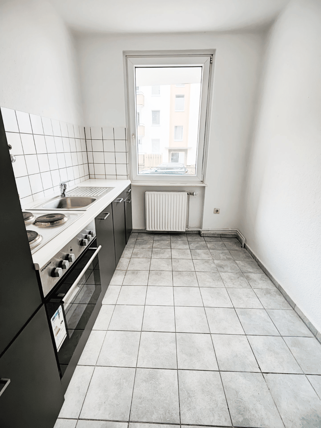 Tolle große Küche mit Balkonzugang – Tageslichtbad mit Wanne – 1. OG – Wohnberechtigungsschein, 31137 Hildesheim