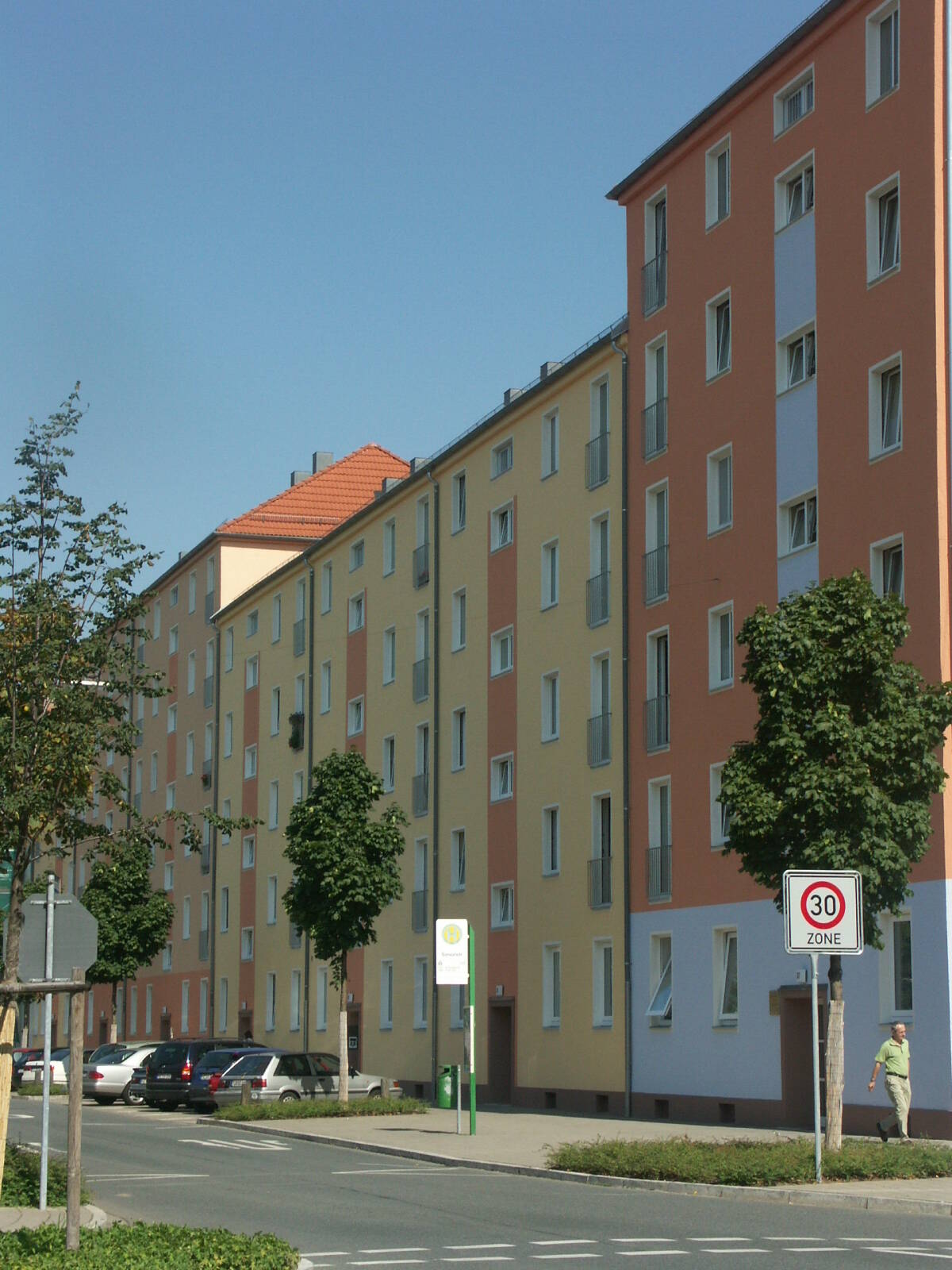 1 Zimmer mit eigenem Bad über dem Flur – ideal für Wochenendheimfahrer – Fürth – Simonstraße 27, 5. OG ohne Aufzug, 90763 Fürth (Südstadt Weikershof)