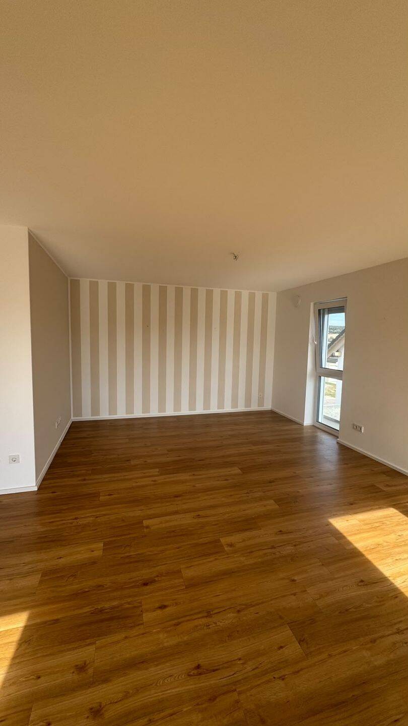 moderne und helle 4-Zimmerwohnung, 54421 Reinsfeld
