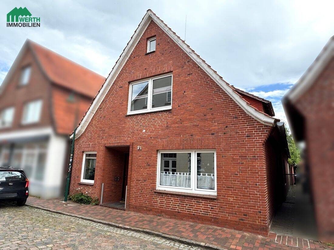 Haus mit Geschichte und viel Potenzial – Einfamilienhaus mit Nebengebäude und großem Grundstück in Horneburg *** 360 ° Rundgang ***, 21640 Horneburg