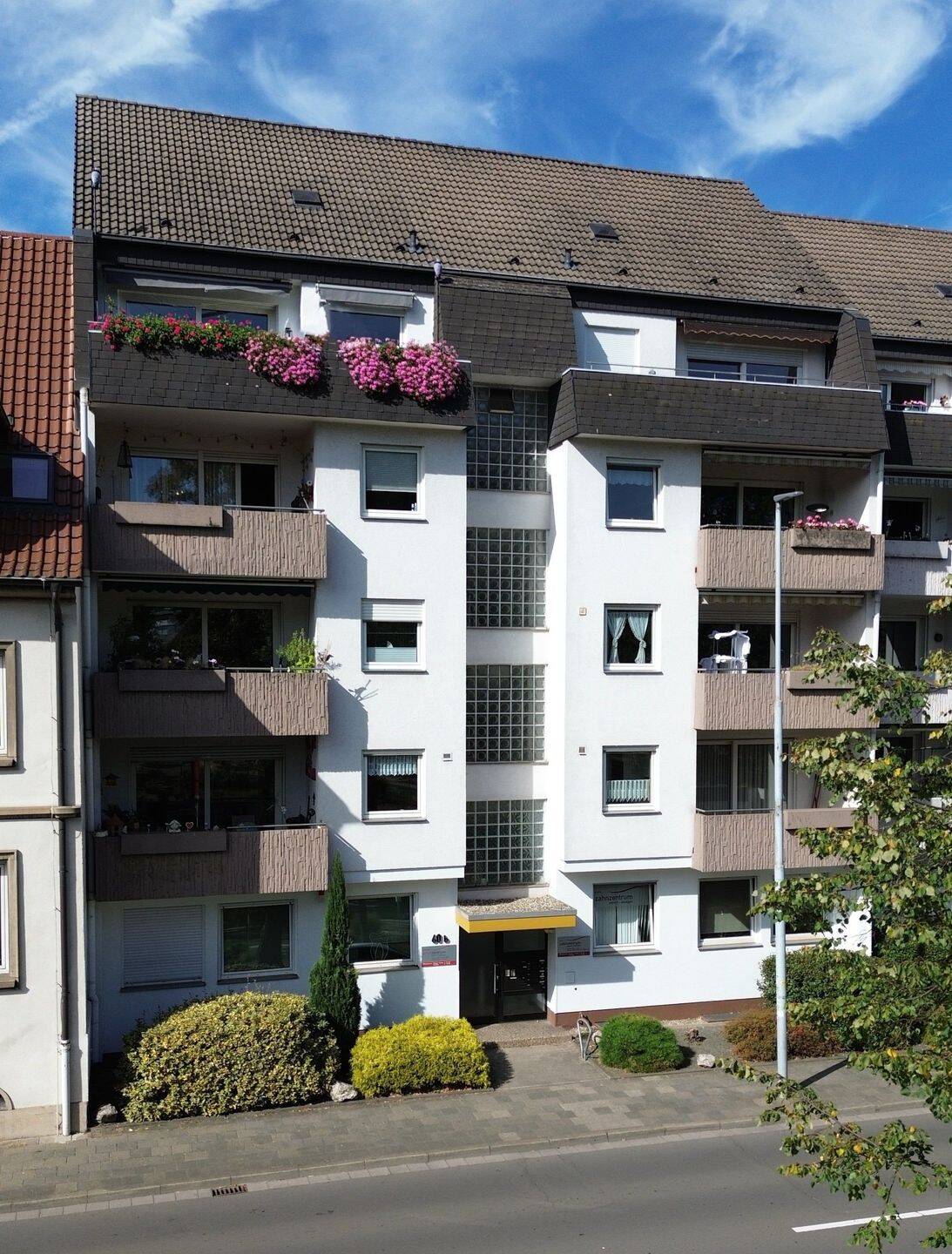 KL-Stadtpark – Attraktive Eigentumswohnung mit 3,5 Zi., Küche, Bad, Gäste-WC, 2 Balkonen, Garage, 67655 Kaiserslautern (Innenstadt)