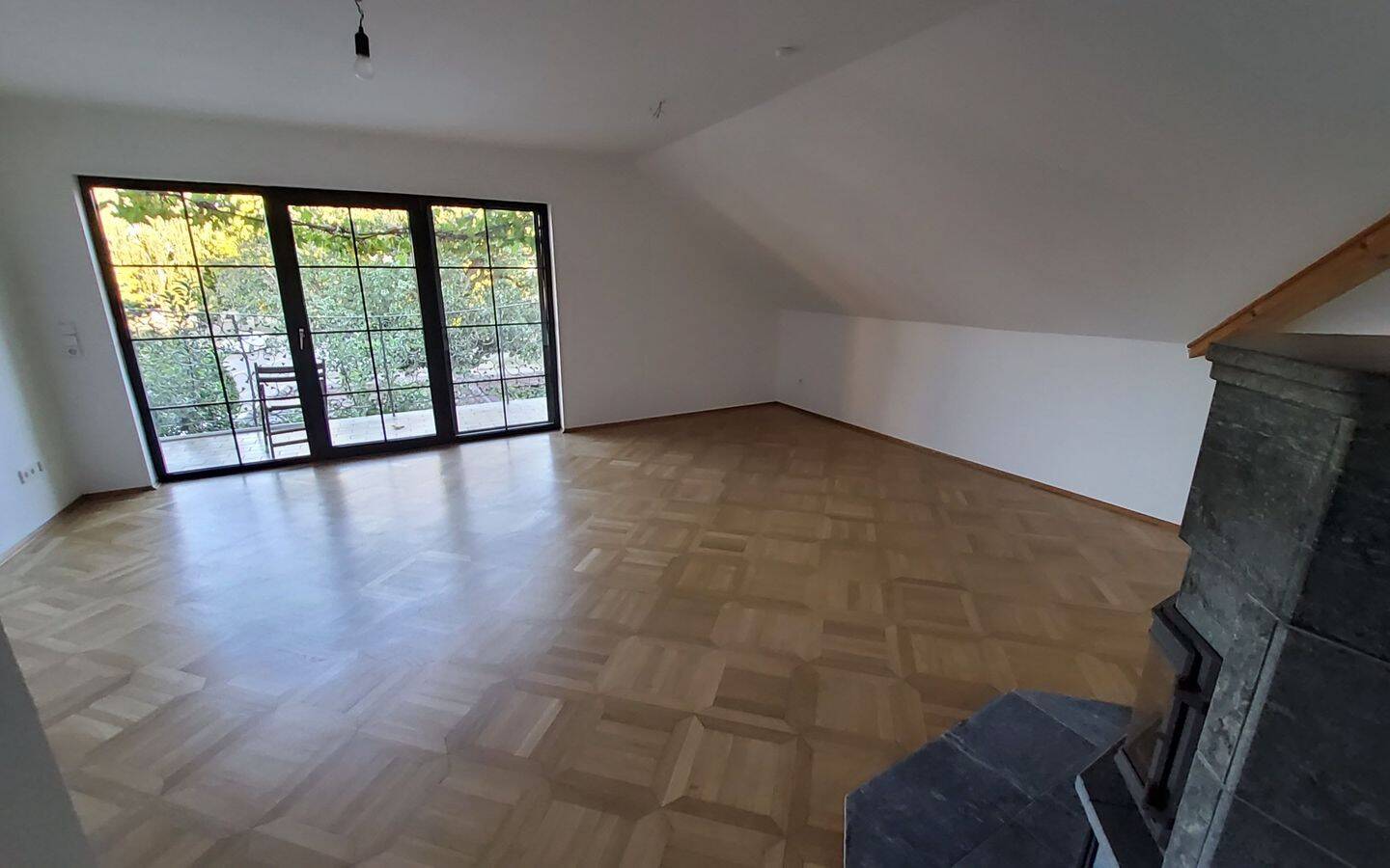Schöne 3-Zimmer-Wohnung mit Loggia in Hambrücken, 76707 Hambrücken