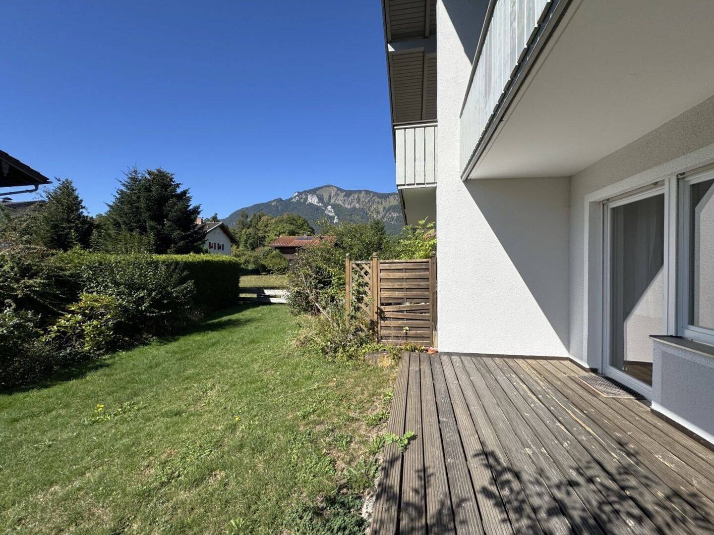 Ruhige, erneuerte, toll ausgestattete 2-Zi.-Garten-ETW mit Südwest-Terrasse + Hobbyraum u. WC im UG, 83246 Unterwössen
