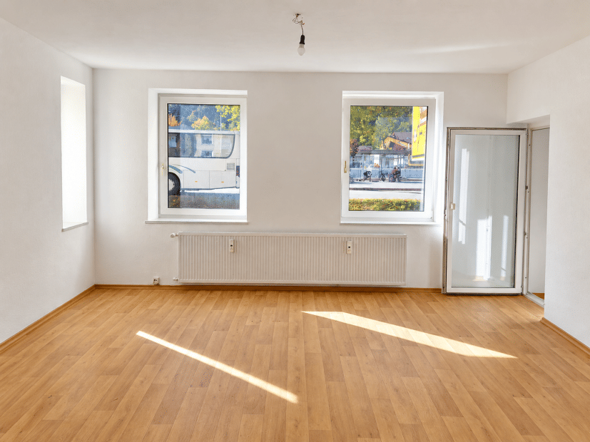 Altbau-Charme mit Platz für Ihre Ideen – renovierte 5-Zimmer-Wohnung mit Garage in Immenstadt, 87509 Immenstadt i. Allgäu