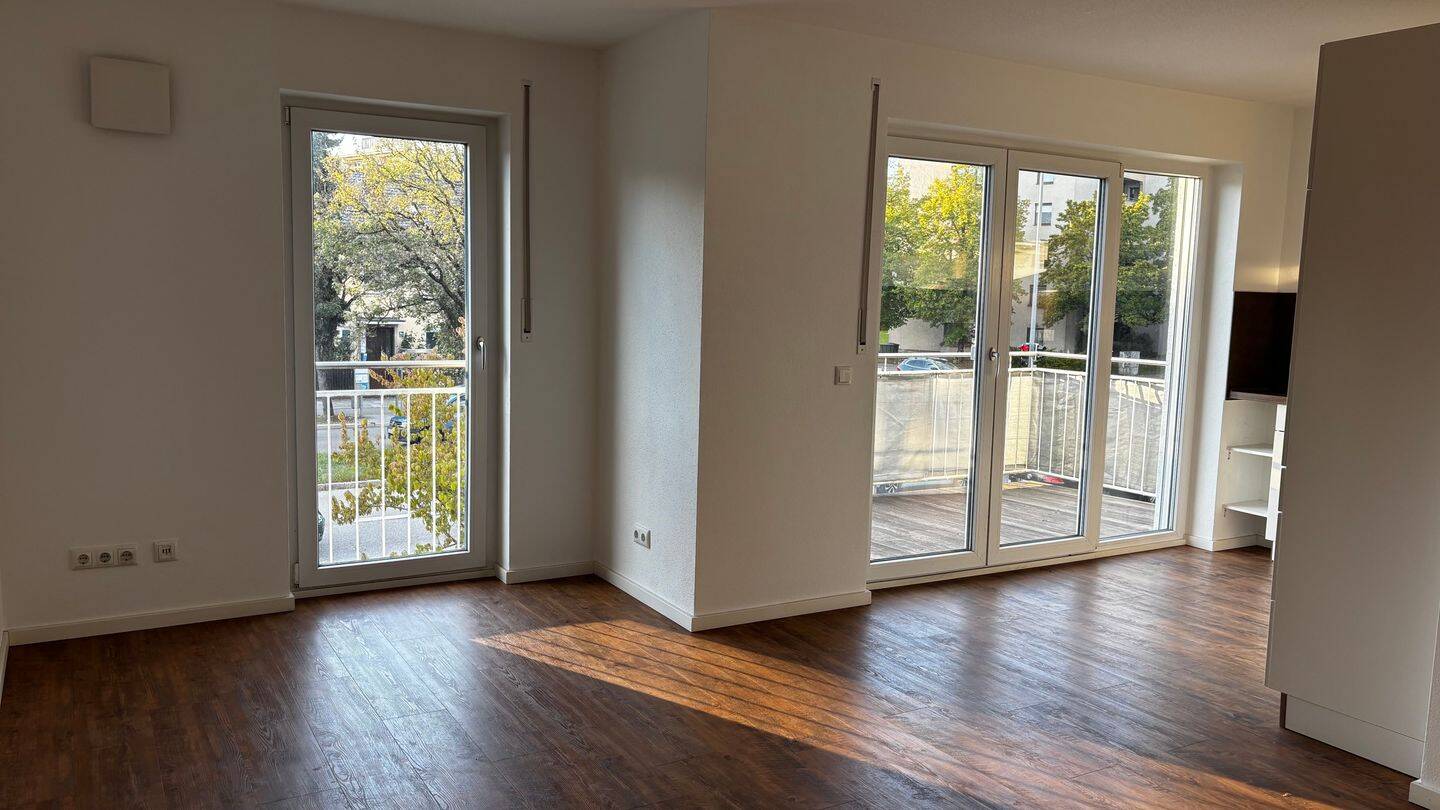 Helle, moderne 2-Zimmer-Wohnung mit Einbauküche & Westbalkon, provisionsfrei – München-Neuhadern, 81375 München (Hadern)