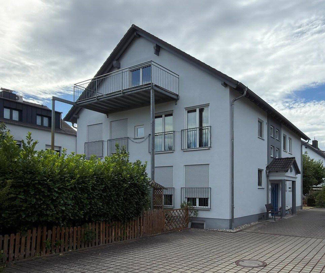 Helle 3-Zimmer Wohnung mit Balkon in ruhiger Lage, 63512 Hainburg