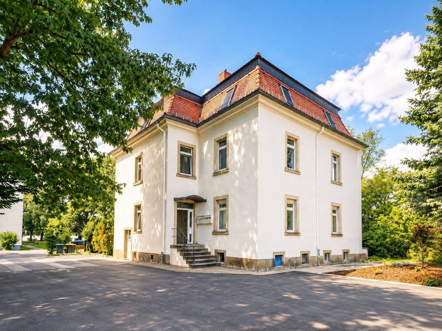 Erstbezug nach Sanierung – 4-Zimmer mit Wintergarten, 1279 Dresden (Blasewitz Laubegast Leuben Seidnitz/Dobritz Tolkewitz/Seidnitz-Nord)