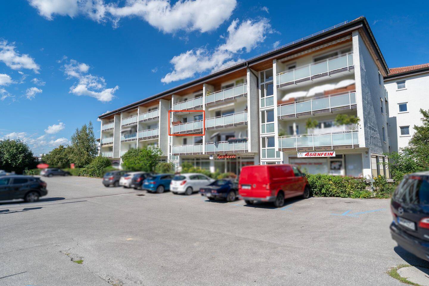 Zentral wohnen, bestens angebunden – 2-Zimmer-Wohnung direkt am Weilheimer Bahnhof, 82362 Weilheim i. OB