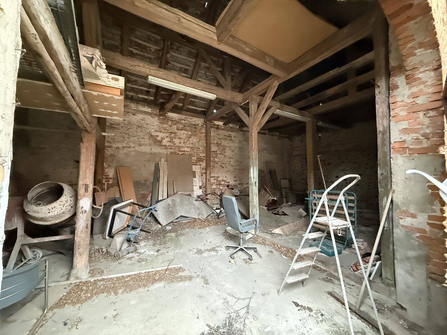 Gut gelegenes Grundstück mit Abriss-/Sanierungsobjekt, 15295 Brieskow-Finkenheerd