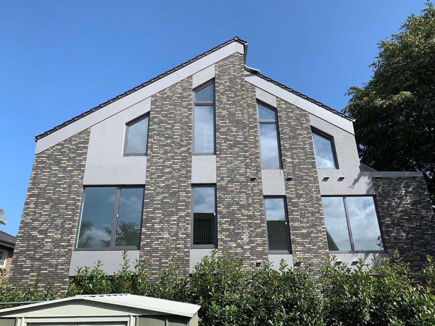 Smart-Home mit EBK, Balkon: helle 4-Zimmer-Wohnung in Halstenbek, 25469 Halstenbek