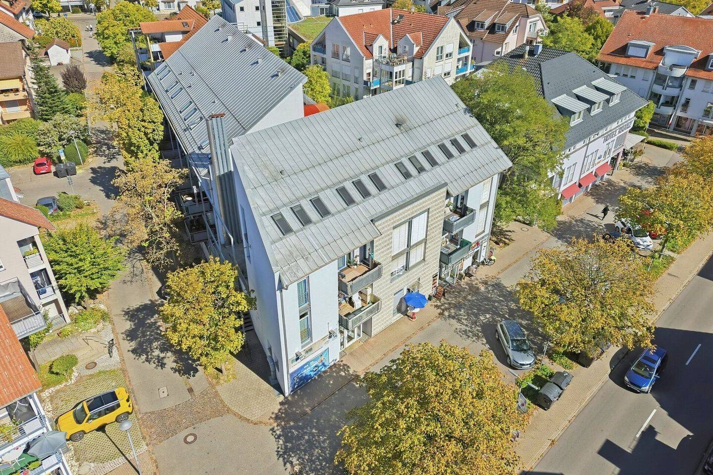 Penthouse-Flair in zentraler Lage – mit Balkon & Tiefgaragenstellplatz, 78244 Gottmadingen
