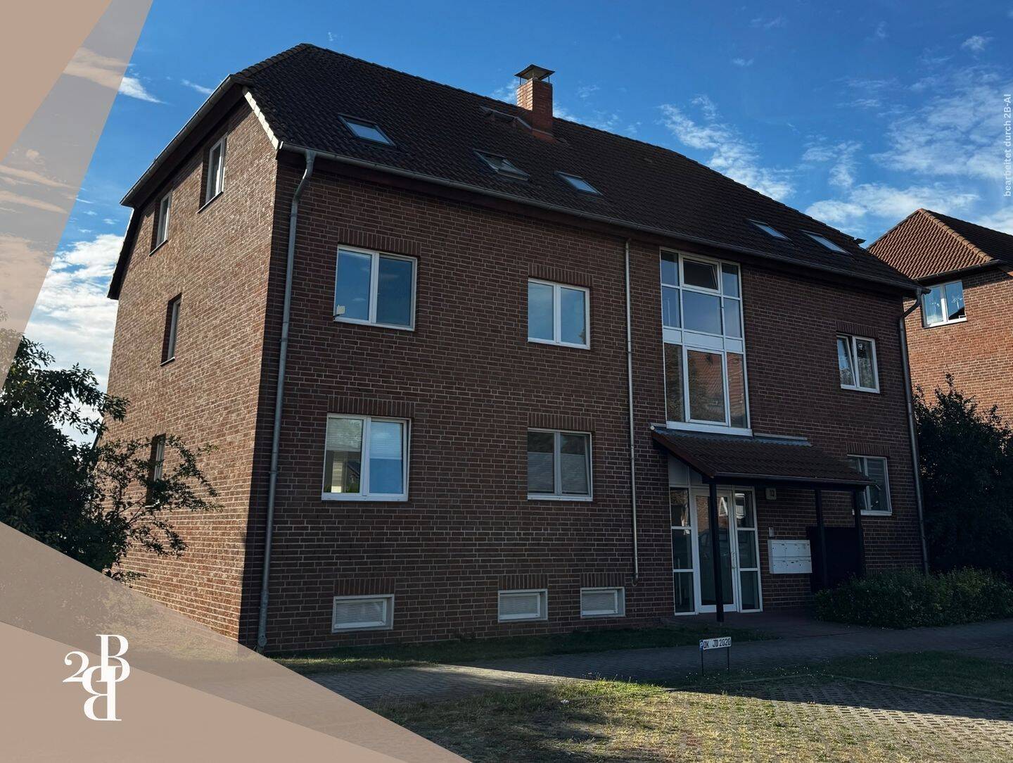 Sonnige Dachgeschosswohnung mit Balkon, 39167 Hohe Börde