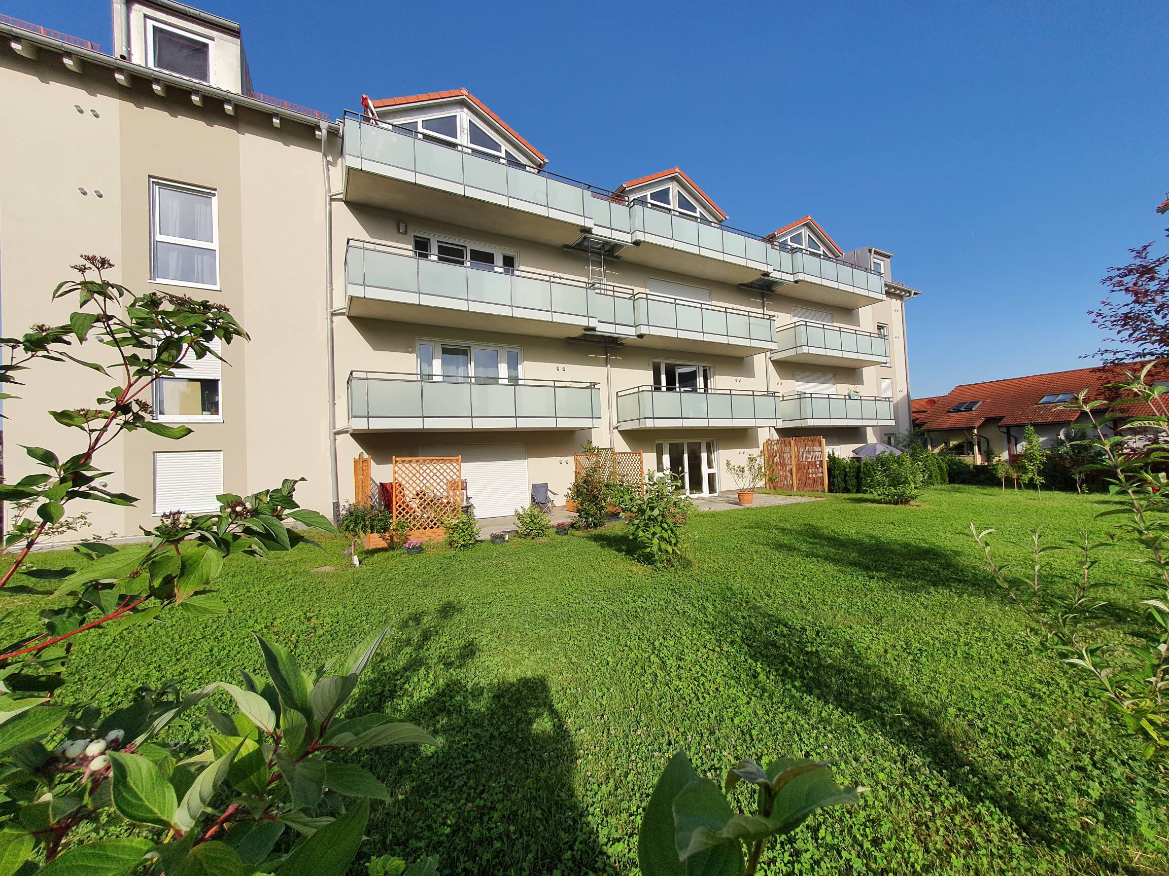 1 Zimmer DG Wohnung mit großzügigem Balkon, 83512 Wasserburg a. Inn