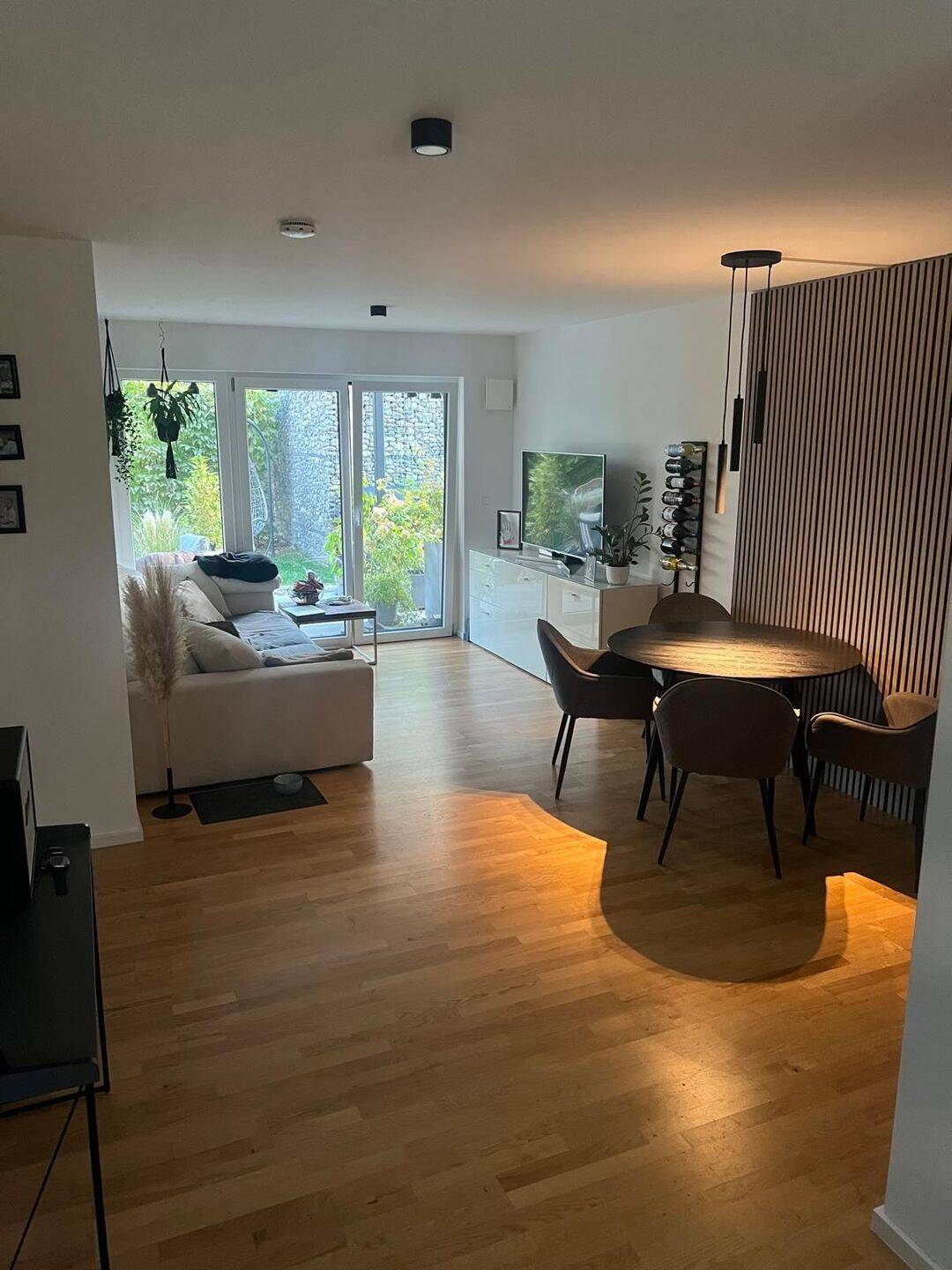 Moderne 3-Zimmer-Gartenwohnung (BJ 2021) mit Terrasse, EBK und Garage in ruhiger und zentraler Lage, 78532 Tuttlingen