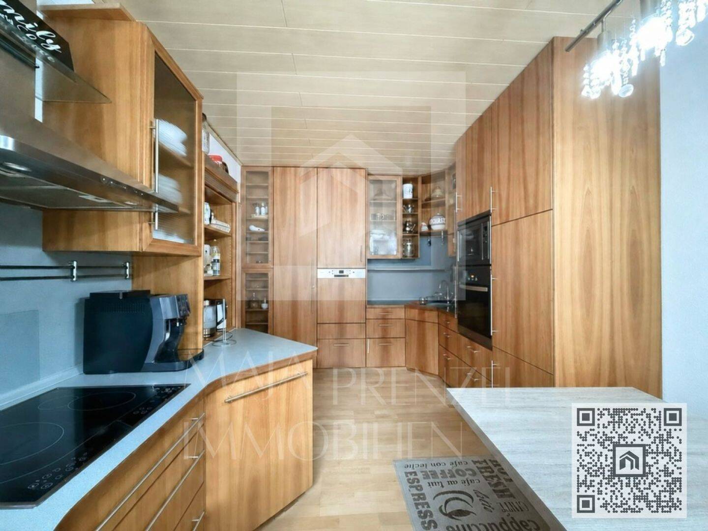Gut geschnittene 3 Zi Wohnung mit Balkon in Burgfarrnbach, 90768 Fürth