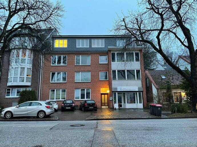 2-Zi-Wohnung im neu ausgebauten Dachgeschoß in Hamburg-Bergedorf!, 21029 Hamburg (Bergedorf Altengamme Curslack)