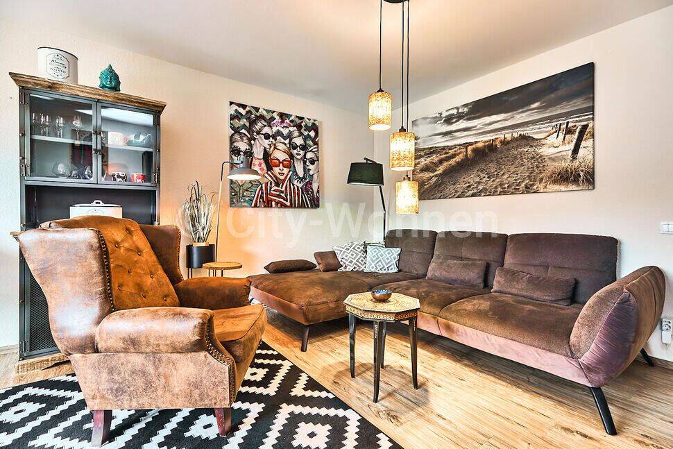 Gemütliche, komplett möblierte 2-Zimmer-Wohnung mit Balkon im beliebten Hamburg-Ottensen, 22763 Hamburg (Altona Othmarschen Ottensen)