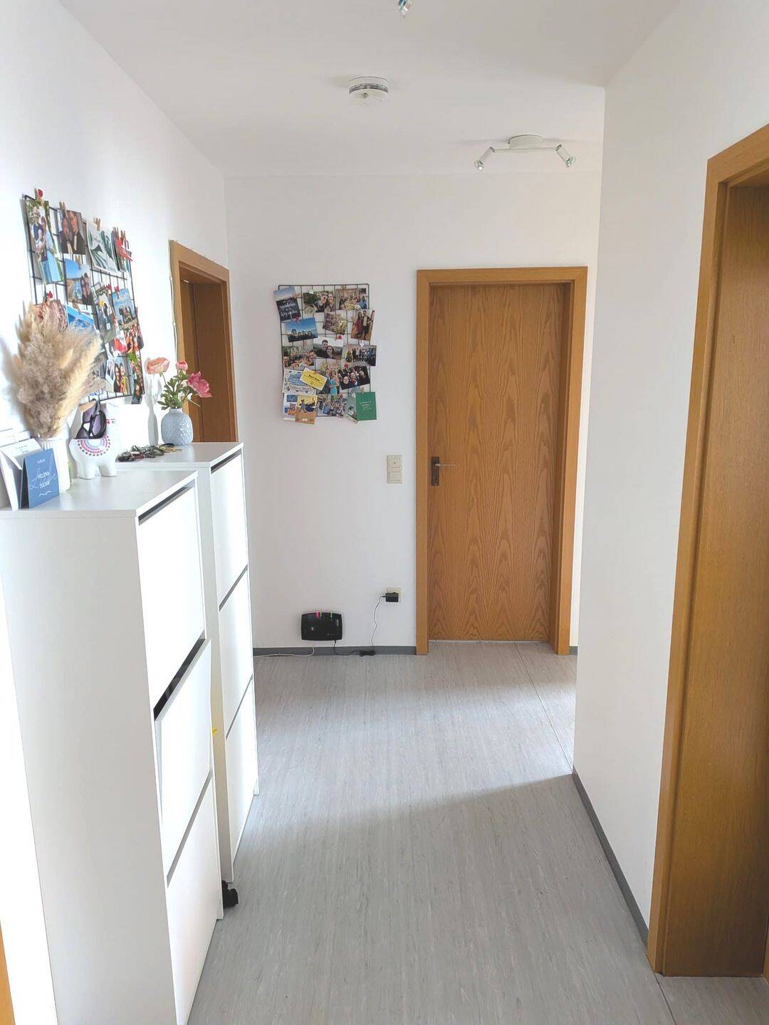 Helle 3 Zimmer Wohnung in Zentraler Lage in Roth Tiefgaragenstellplatz, Balkon und Keller, 91154 Roth