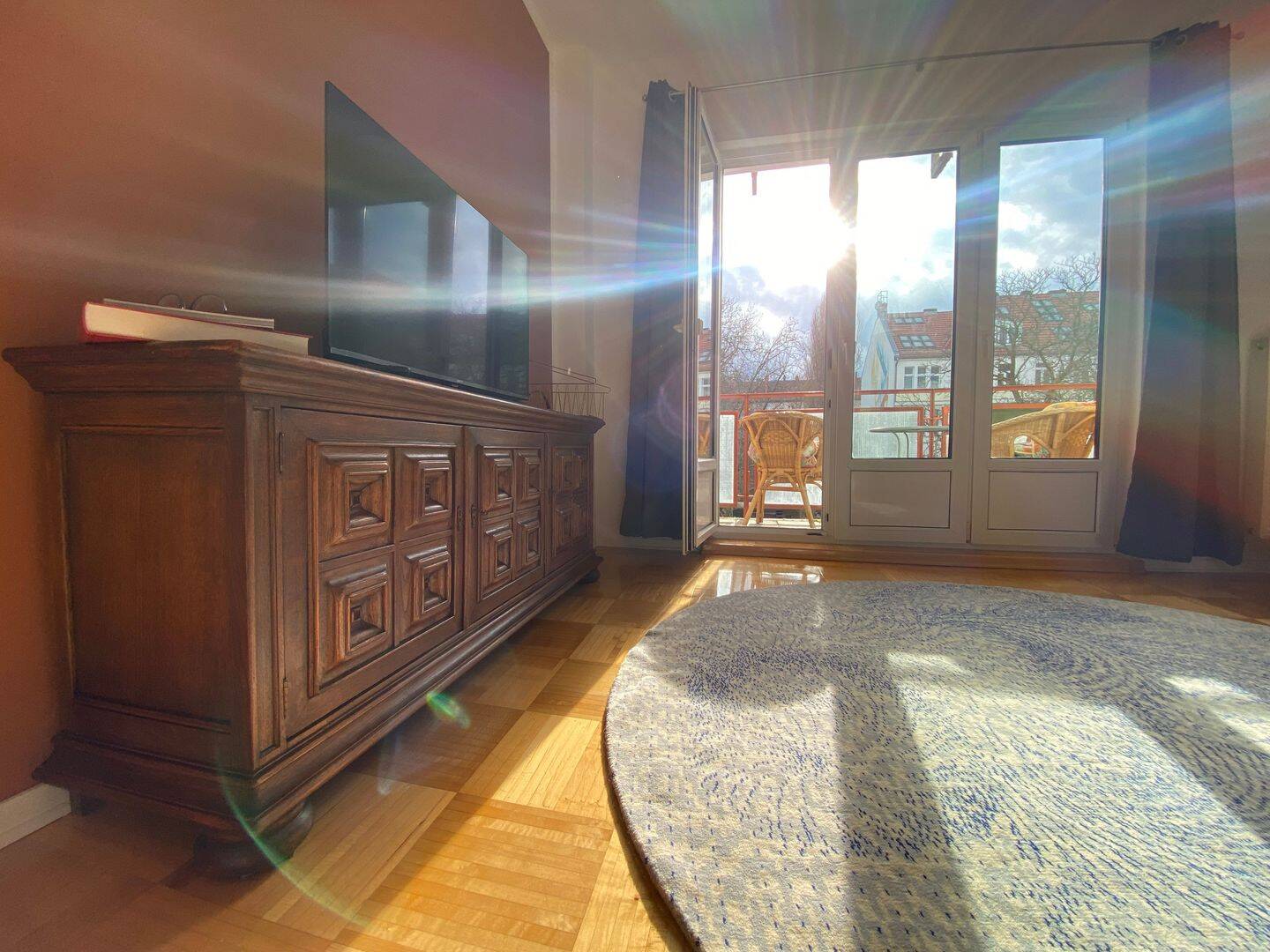 Mit Blick auf die Siegessäule – Sonnendurchflutetes & kürzlich renoviertes Apartment, 10555 Berlin (Mitte Hansaviertel Moabit Tiergarten)