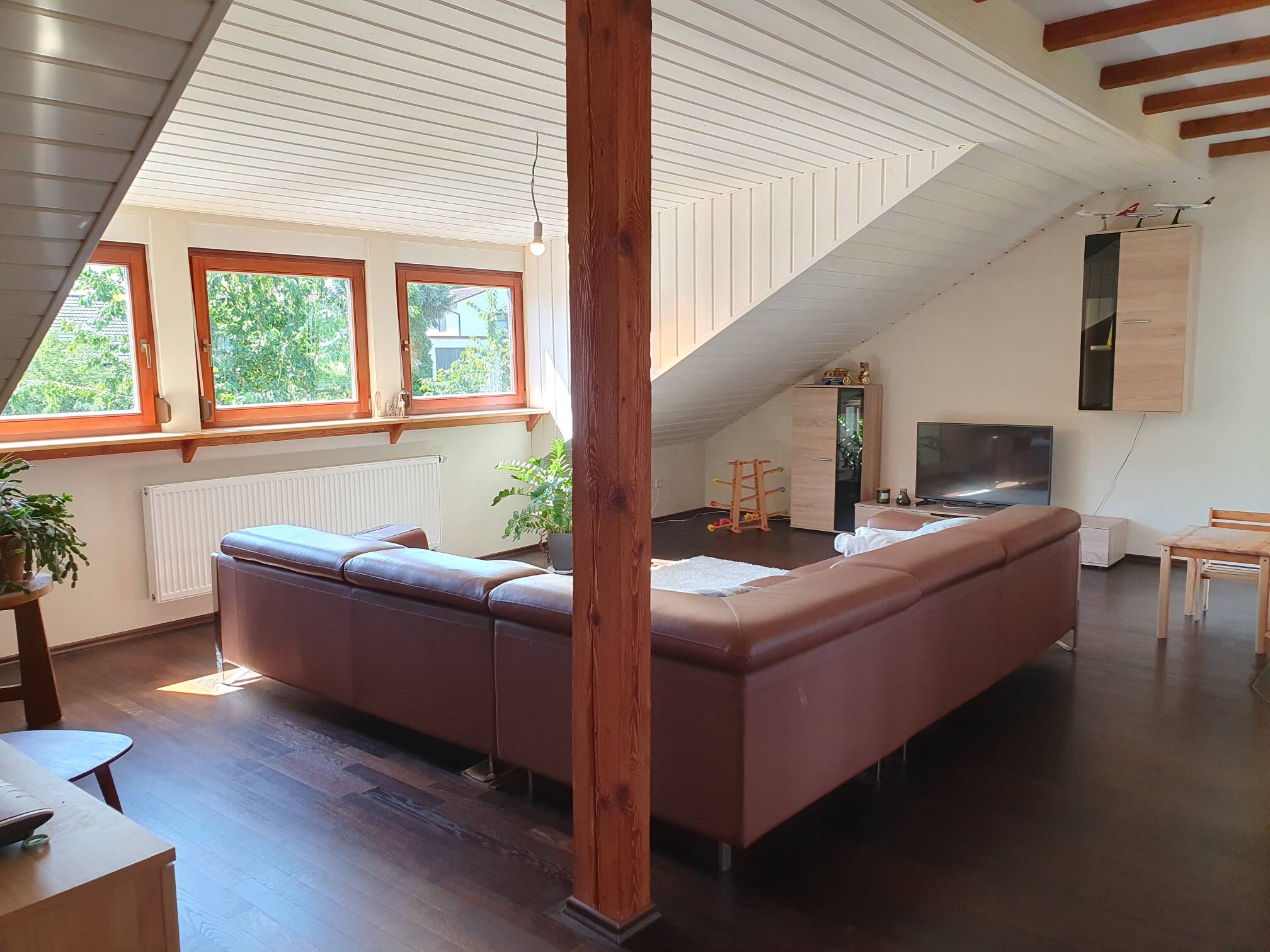 Helle und geräumige 4,5-Zimmer Wohnung mit Blick ins Grüne und großem Balkon, 91315 Höchstadt a.d. Aisch