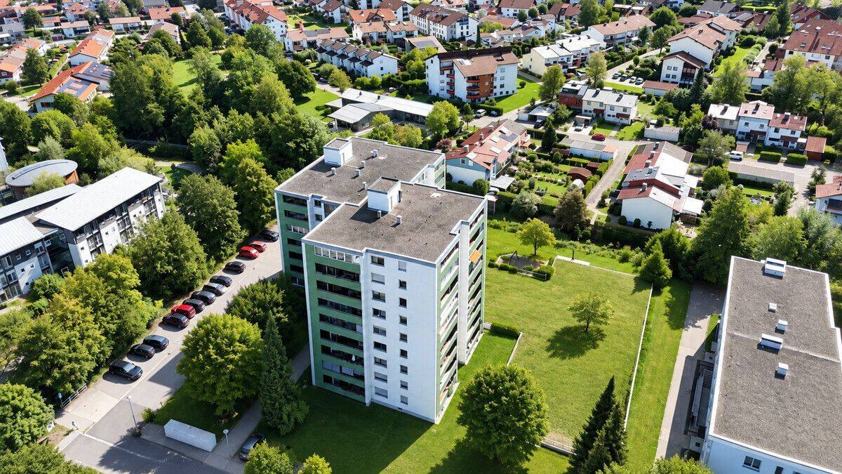 Großzügige 4,5-Zimmer-Wohnung mit ca. 118 m² & zwei Balkonen, 88161 Lindenberg i. Allgäu