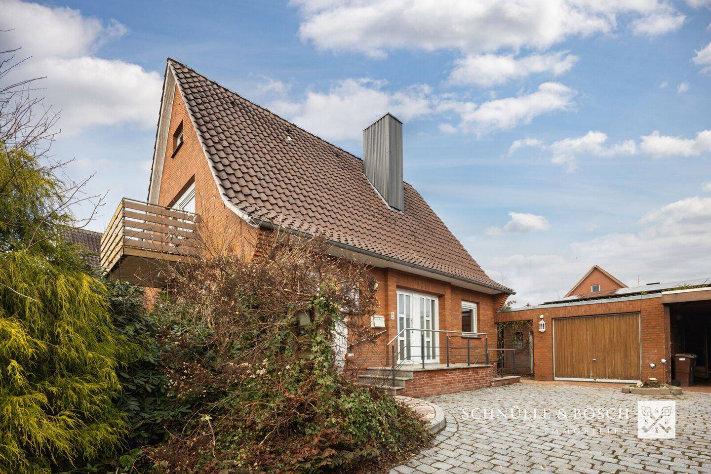 Großes Einfamilienhaus in Dollern *Provisionsfrei für Käufer*, 21739 Dollern