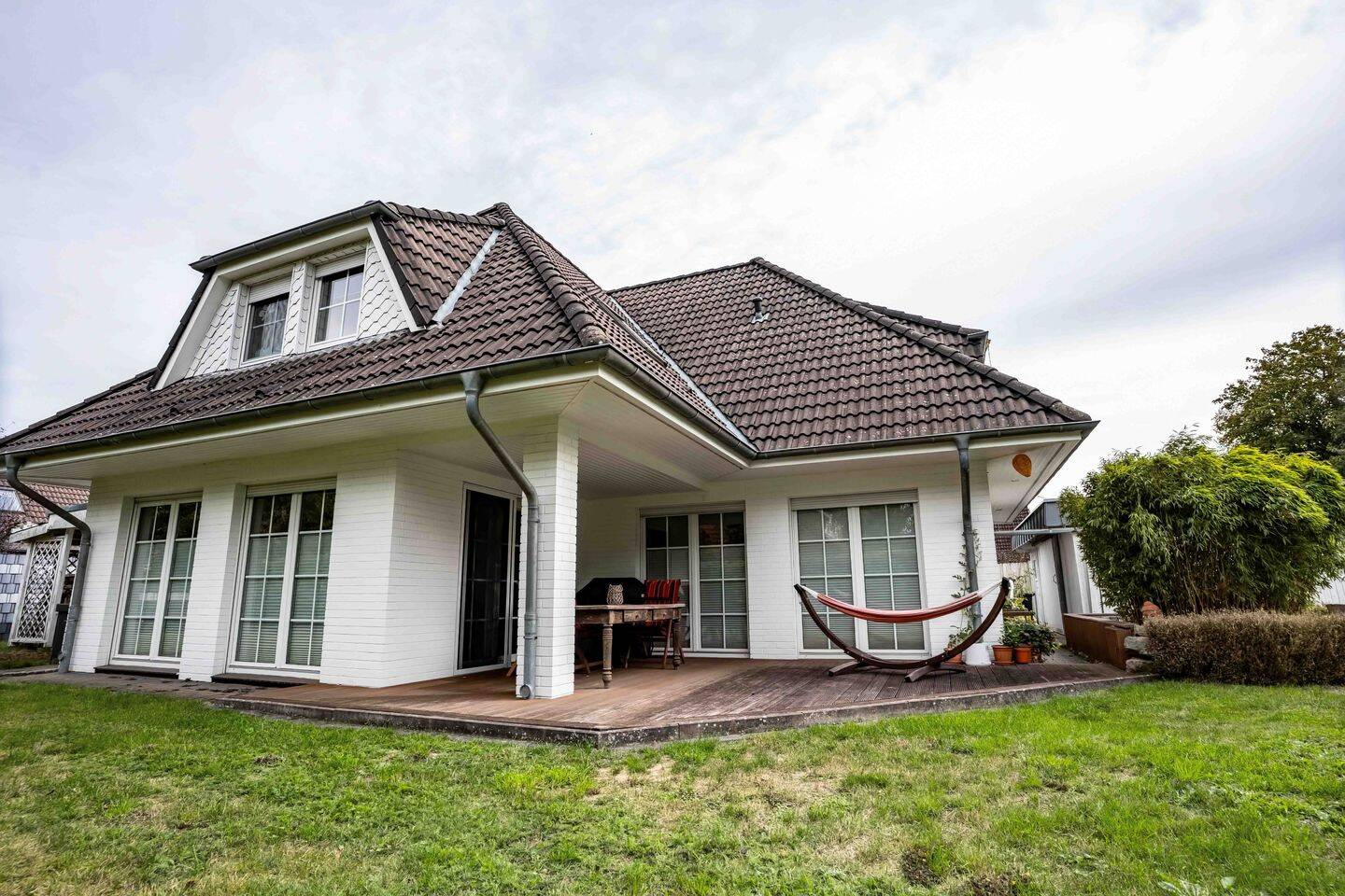 Großes Einfamilienhaus mit Sauna und geschütztem Garten, 27419 Klein Meckelsen
