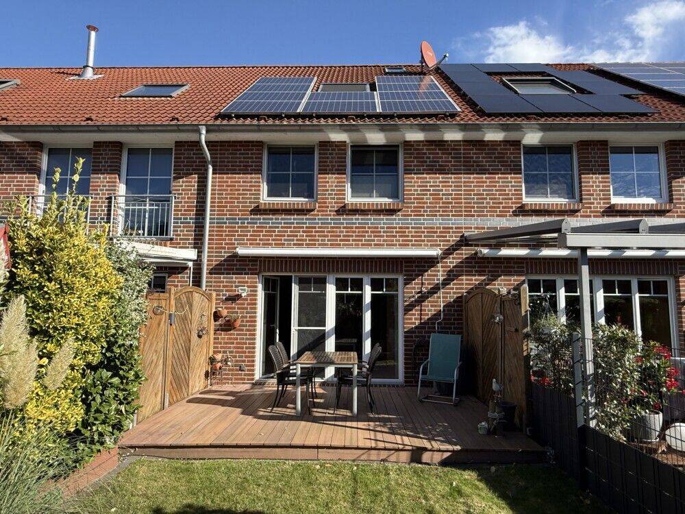 Familiengerechtes und sehr energieeffizientes Reihenhaus im Herzen von Halstenbek, 25469 Halstenbek