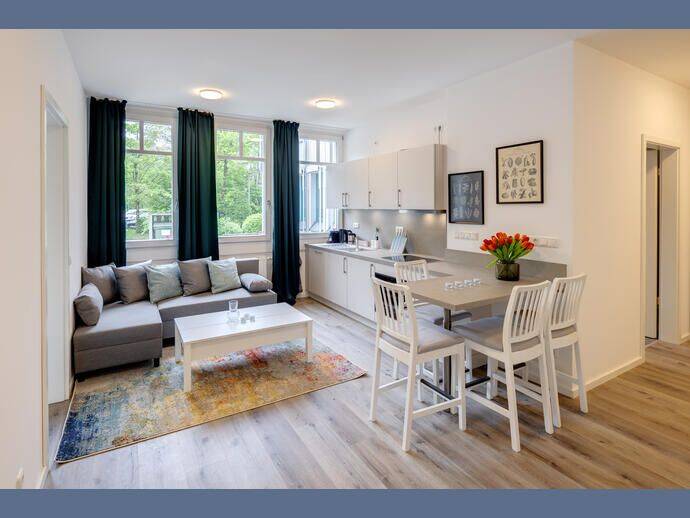 Möbliert: Erstbezug in Grasbrunn/Vaterstetten, zwei Schlafzimmer, 85630 Grasbrunn