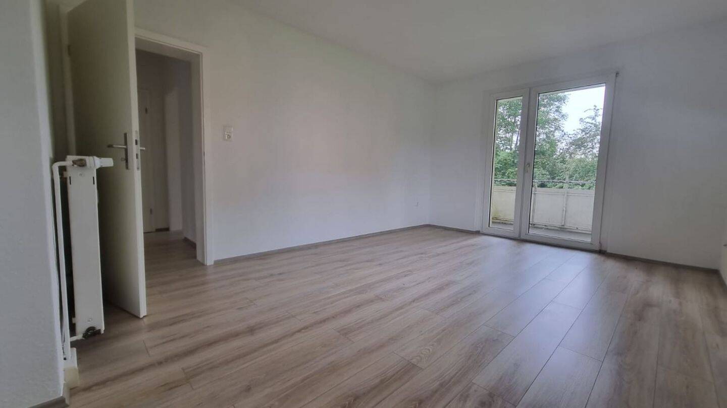 *Hier wird für Sie gewerkelt* Renovierte 3,5 Zimmer Wohnung, 44575 Castrop-Rauxel