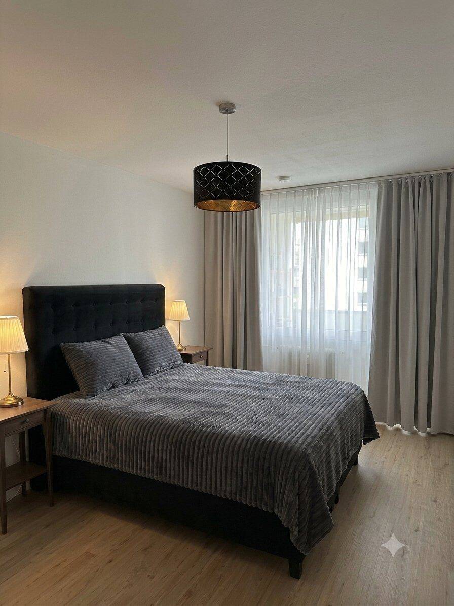 Helle, ruhige 2-Zimmer-Wohnung mit großem Balkon in Bestlage, 80809 München (Milbertshofen-Am Hart Neuhausen-Nymphenburg Schwabing-West)