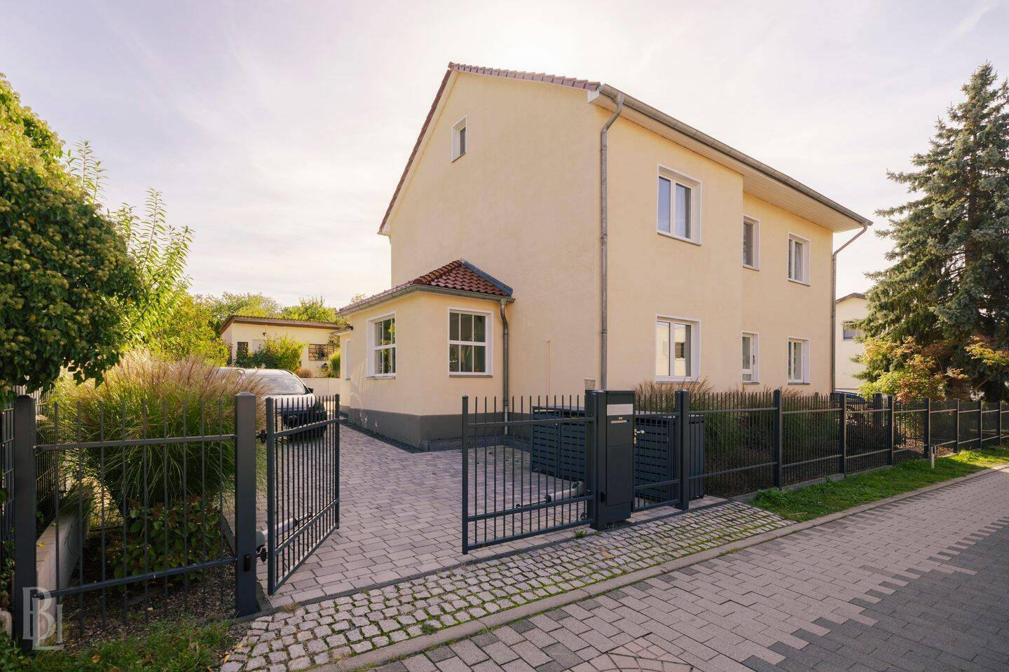 Großzügiges Familienhaus mit viel Platz, großem Garten und besonderem Grundstück, 14469 Potsdam