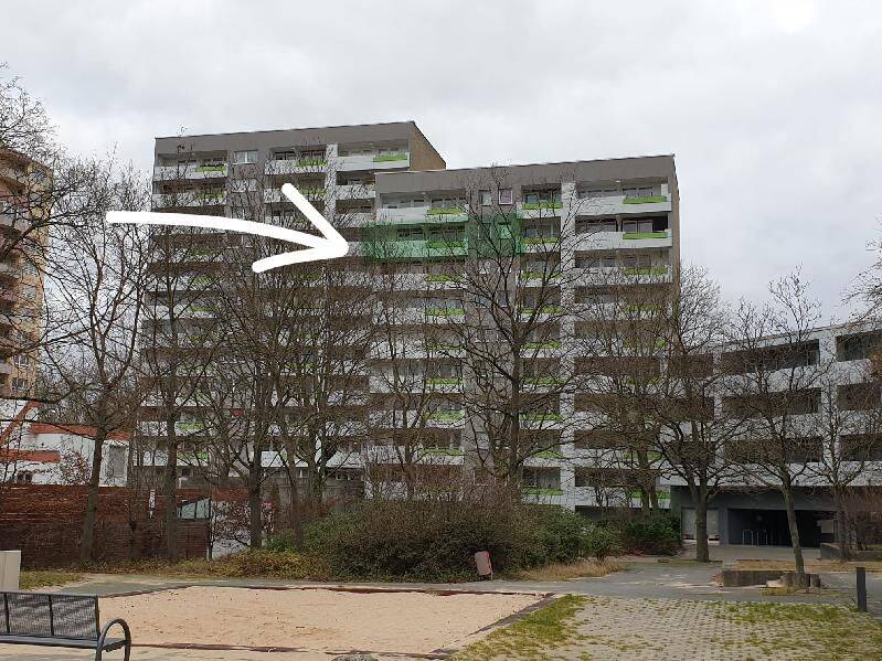 Modernisierte 3-Zimmer ETW 9. OG Balkon abgeschlossener Tiefgaragenstellplatz Darmstadt-Kranichstein, 64289 Darmstadt (Darmstadt Kranichstein)
