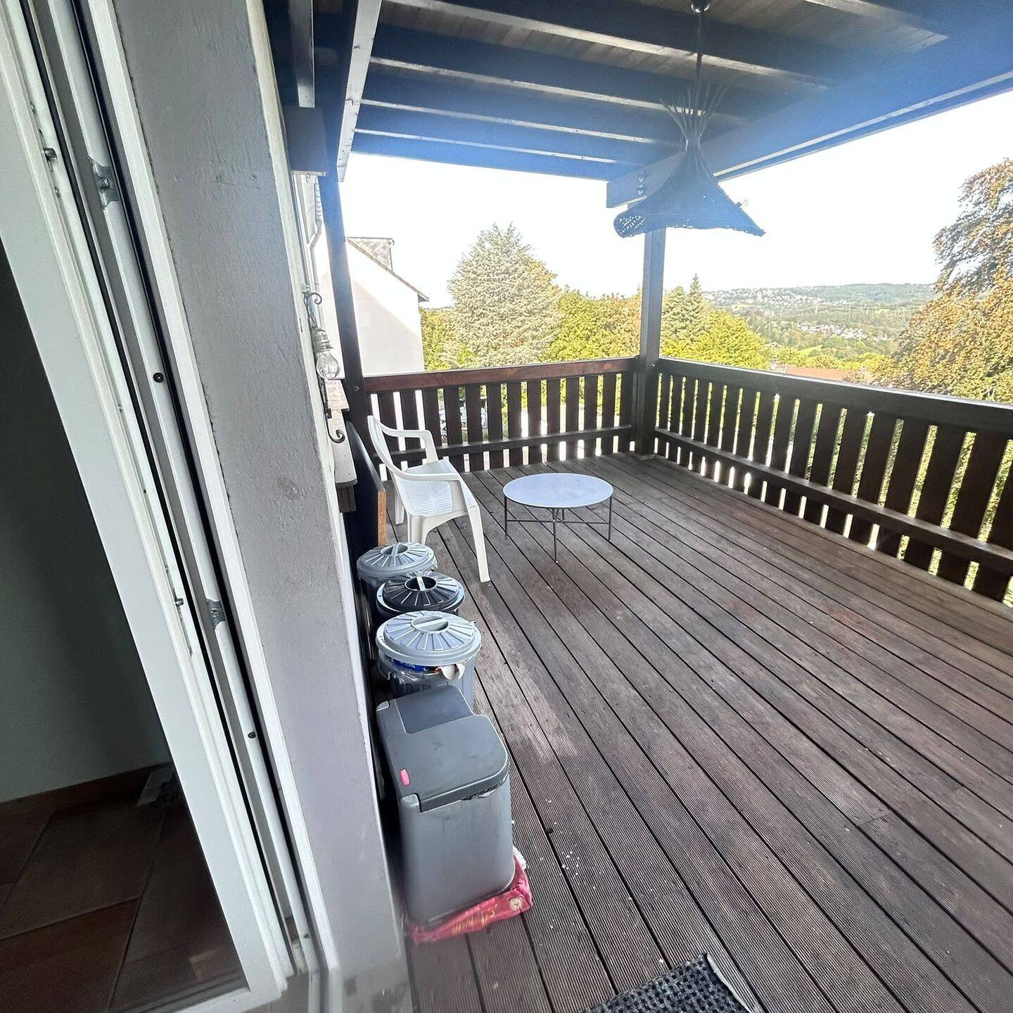 Möbliertes WG-Zimmer mit Balkon – 500 € All-In (Top-Anbindung Wuppertal / Düsseldorf), 42853 Remscheid (Innen Nord)