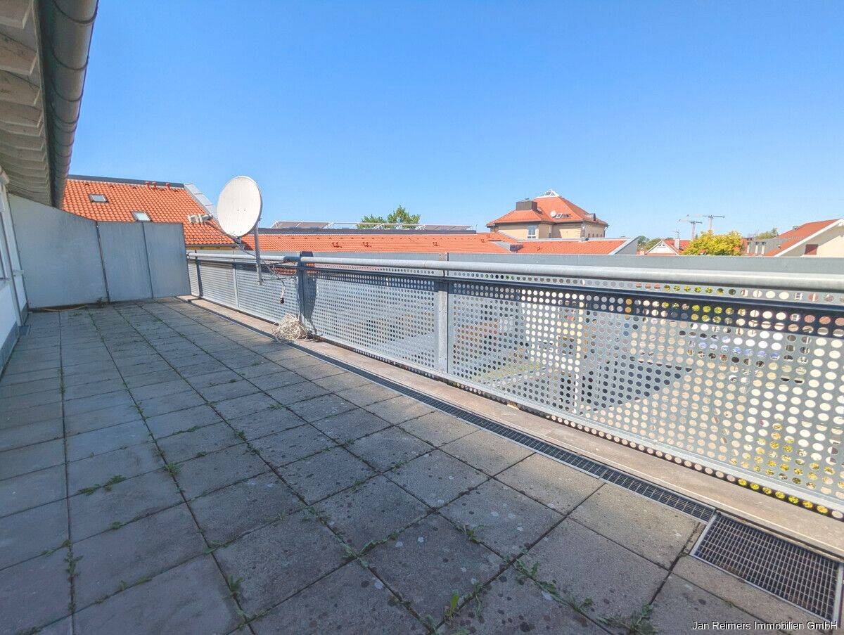 ÜBER DEN DÄCHERN DER ALTSTADT – MIT GROSSER DACHTERRASSE & OBERLICHTERN, 82362 Weilheim i. OB