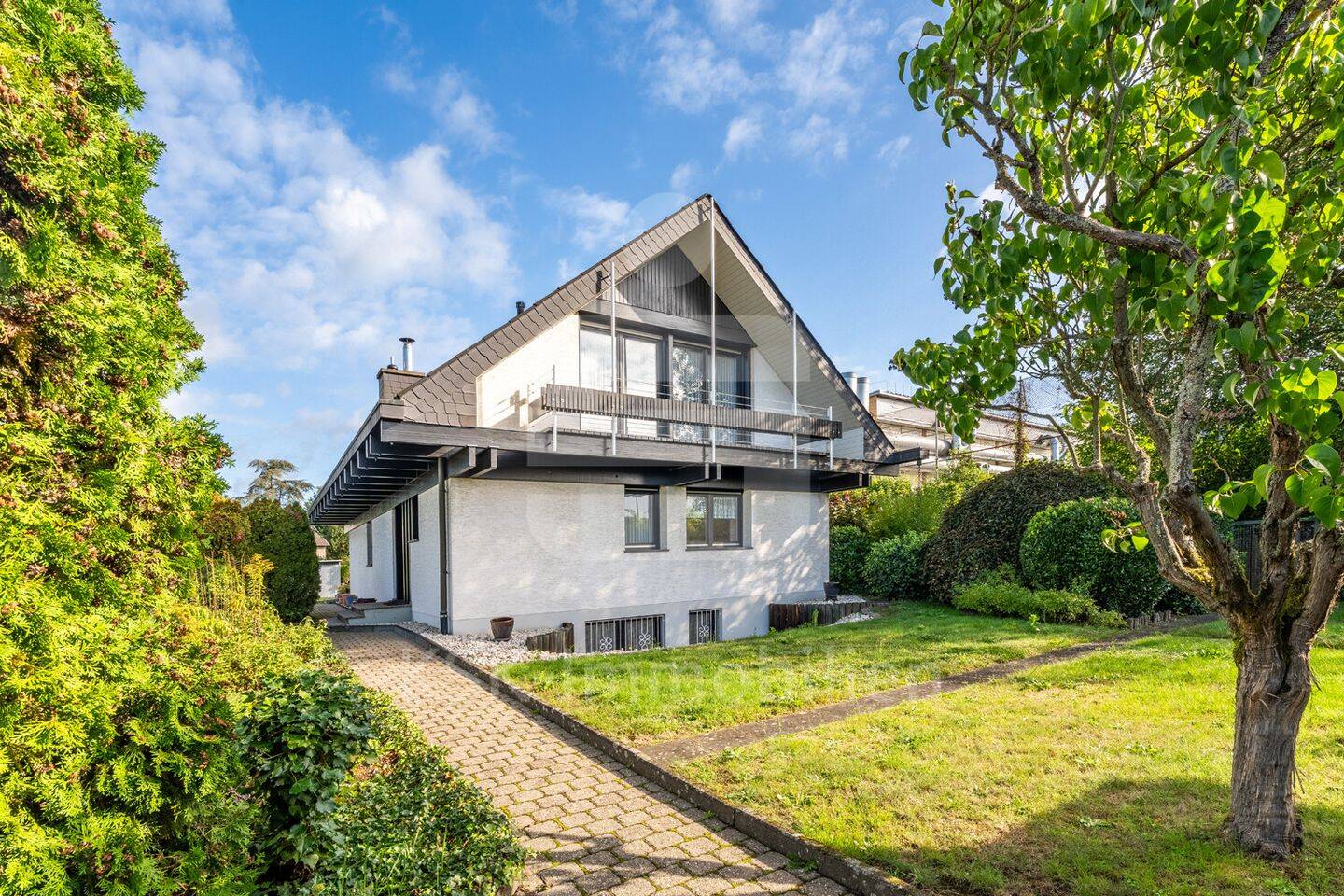 Charmantes Einfamilienhaus mit großem Garten und besonderem Wohlfühlambiente!, 53604 Bad Honnef