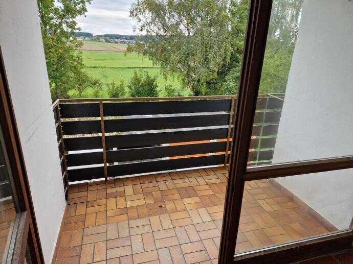 Altbauwohnung mit Charme wartet auf neuen Mieter, 84169 Altfraunhofen