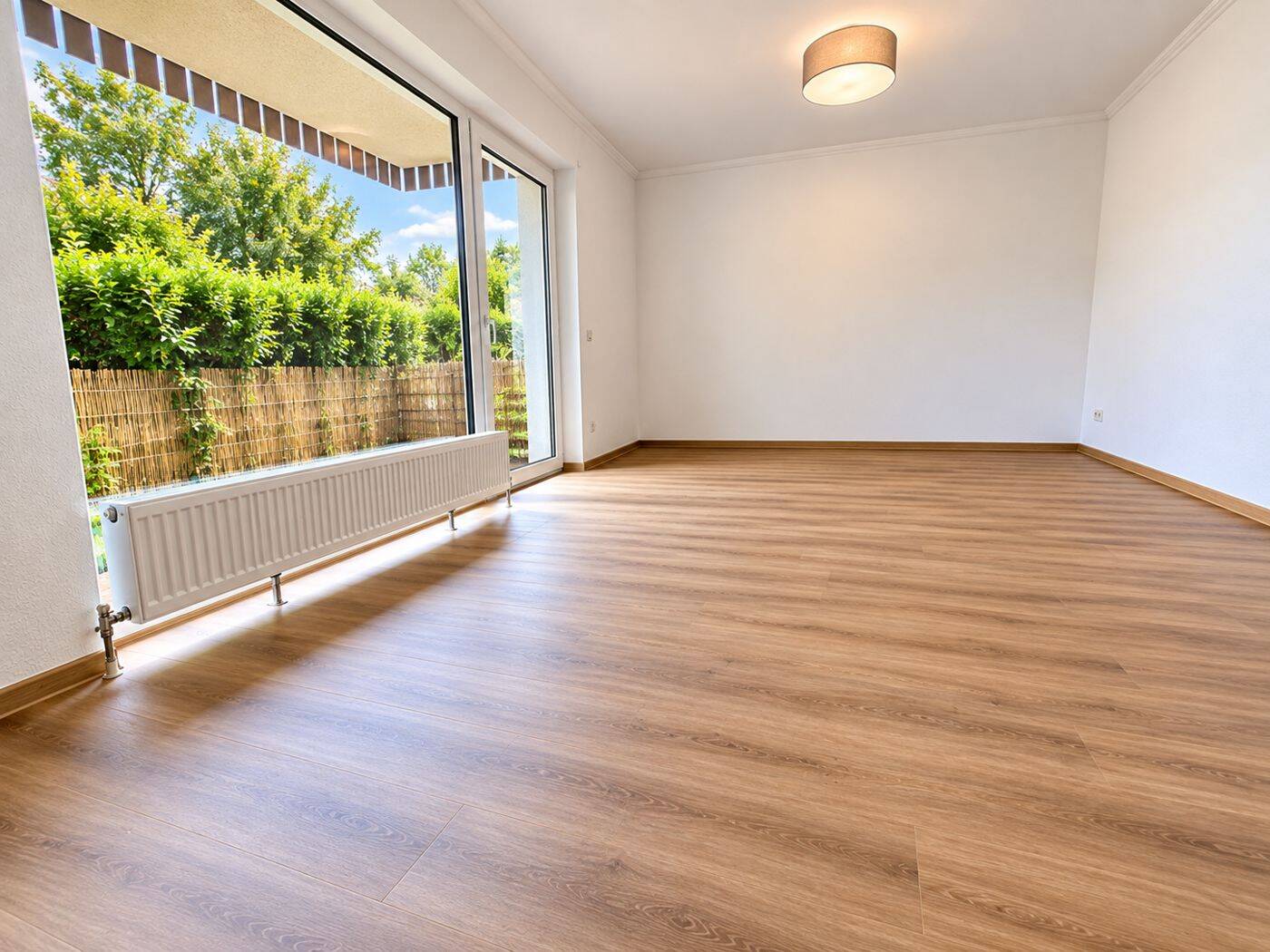 Frisch modernisierte 2-Zimmer-Wohnung mit Terrasse – modern wohnen in Duderstadt, 37115 Duderstadt