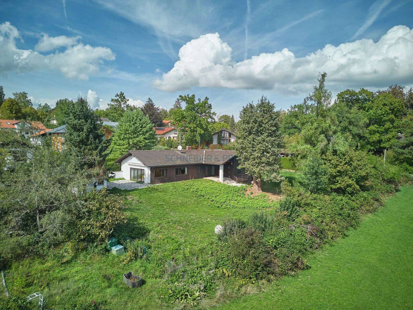 Großes Baugrundstück in Icking – Randlage, Bergblick, interessanter Preis, 82057 Icking
